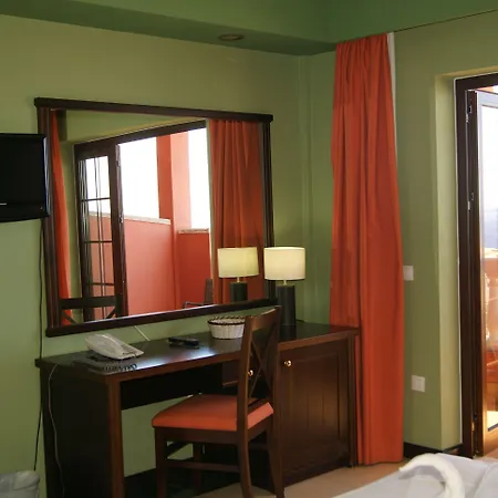 Hotel Grand Callao 4*