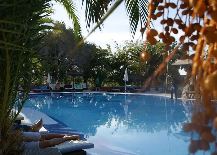 Grand Callao بلايا ذي لاس أميريكاس