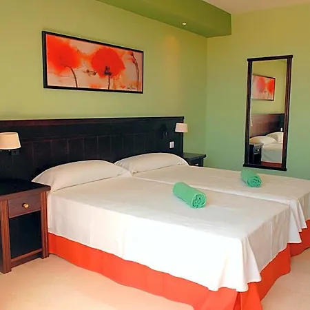 Grand Callao 4*