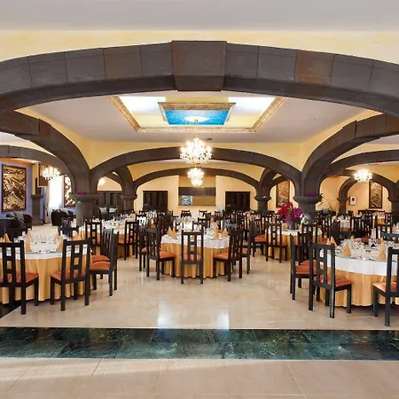 Grand Callao 호텔 4*